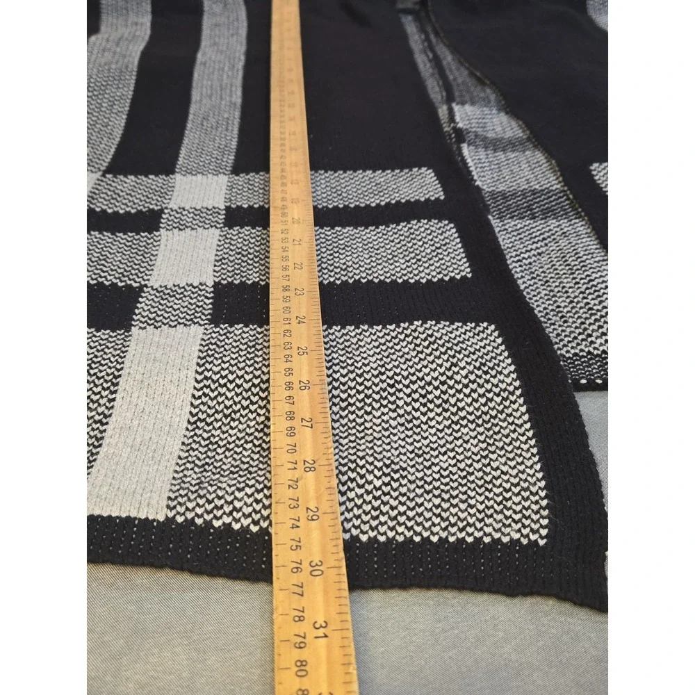 Ike Behar Knit Cape Ruana Black Cream Geometric Open Front Poncho Wrap One Size